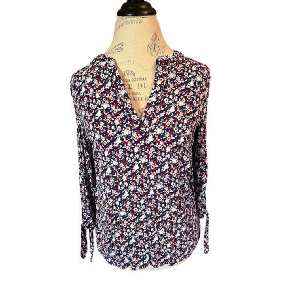 Cynthia Rowley floral 3/4 tie sleeve blouse - red, white, and blue, v-neck